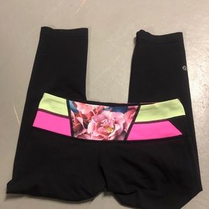 Reversible Lululemon capris